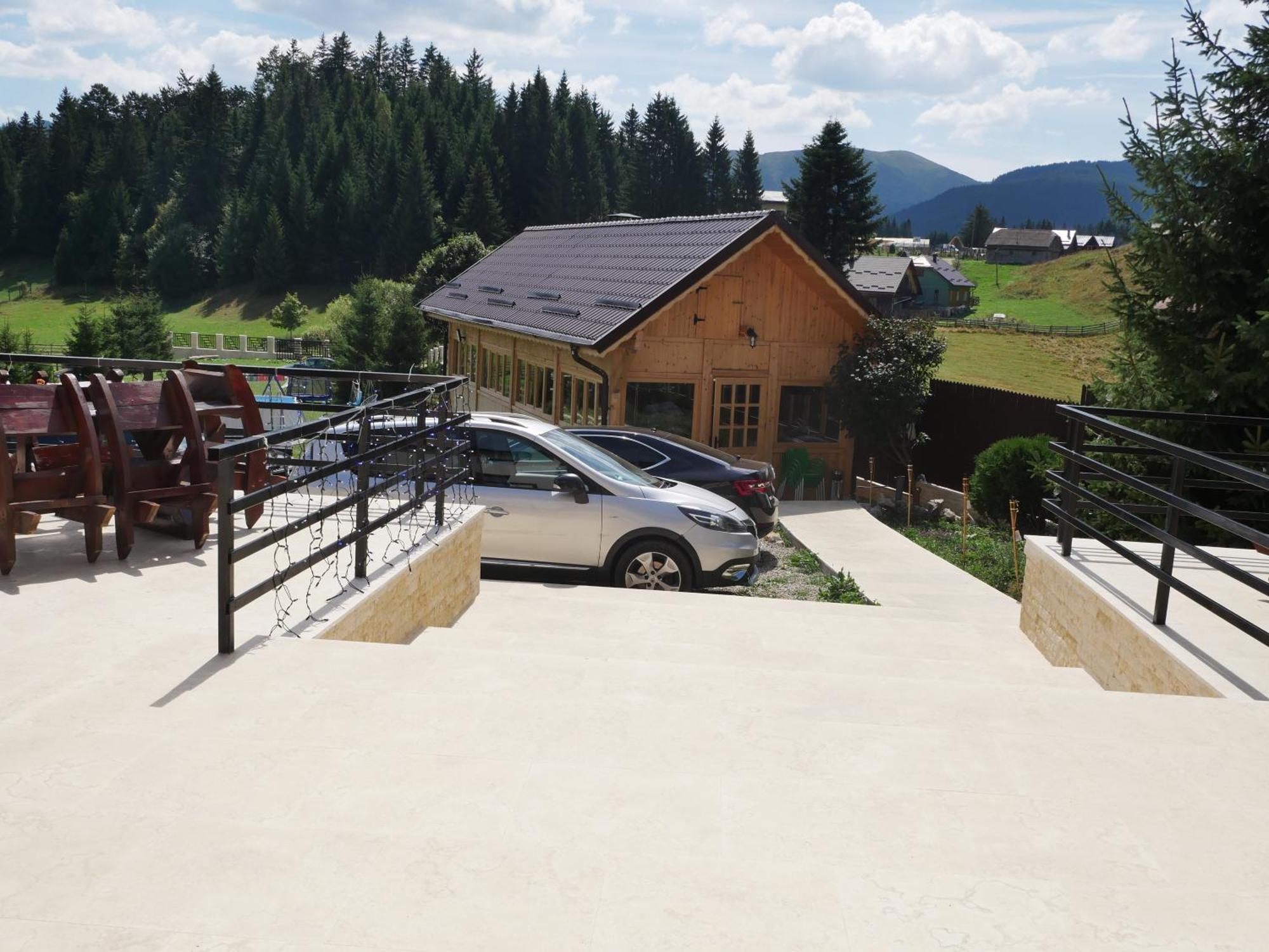 La Rocca Hotel Fundata Exterior photo